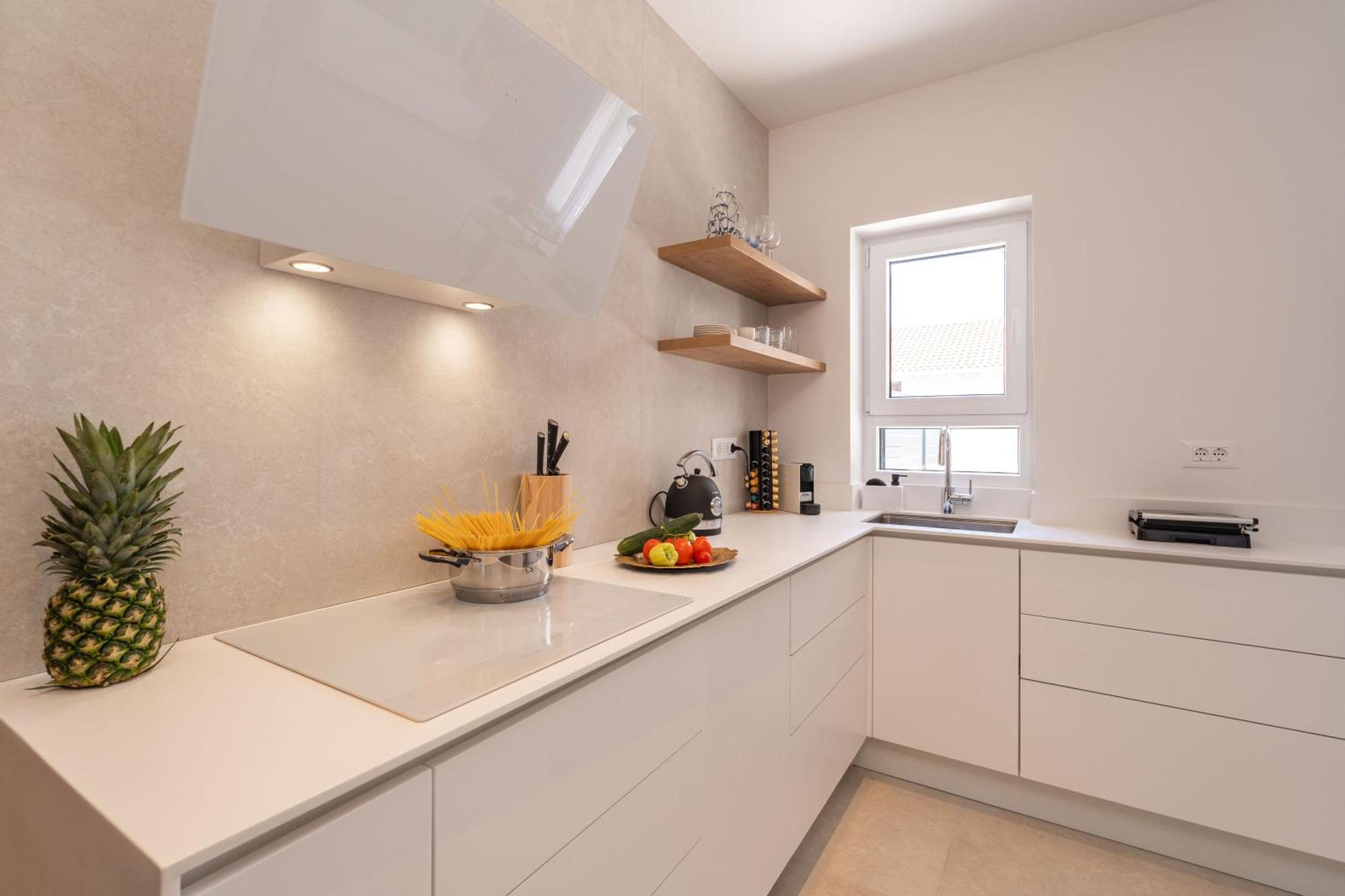Huoneisto Spacious 2-bedroom Raat *